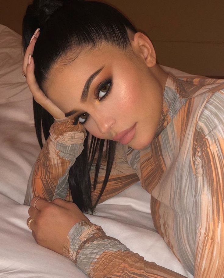 Maquillaje Kylie Jenner, Kylie Jenner Makeup Look, Maquillage Kylie Jenner, Stile Kylie Jenner, Look Kylie Jenner, Looks Kylie Jenner, Kylie Makeup, Jenner Makeup, Kylie Jenner Look