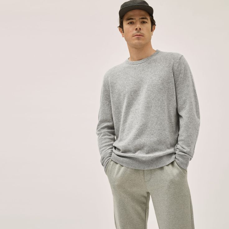 Men’s Grade-A Cashmere Crew | Everlane Wardrobe Essentials Men, Polar Bear Fur, Outfit Ideas For Guys, Mens Wardrobe Essentials, Mens Fashion Essentials, Mens Wardrobe, Clothes Essentials, Style Girlfriend, Style Essentials