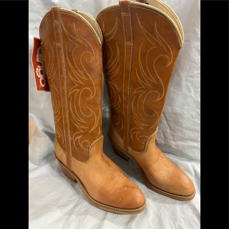 Kids Dingo Boots Size 5 And 14” Tall Casual Ranch Boots With Closed Toe, Casual Closed Toe Boots For Ranch, Western Work Boots For Rodeo With Round Toe, Casual Rodeo Boots With Reinforced Toe, Western Style Rodeo Work Boots With Round Toe, Western Style Work Boots For Rodeo With Round Toe, Casual Boots With Reinforced Heel For Ranch, Western Style Rodeo Work Boots, Country Style Work Boots With Round Toe For Rodeo