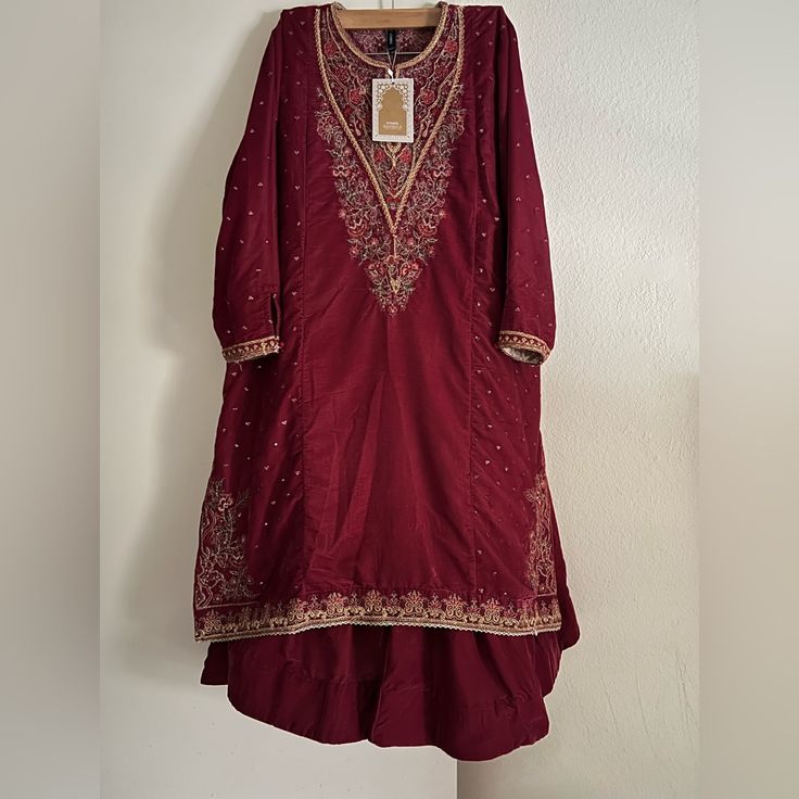 Ethnic Brand New 2pc Velvet Party Wear Dress Size Medium To Large Bohemian Long Sleeve Palazzo Set For Festive Occasions, Festive Long Sleeve Bohemian Palazzo Set, Bohemian Floor-length Kurta For Festive Occasions, Bohemian Floor-length Festive Kurta, Bohemian Long Sleeve Anarkali Set For Festive Occasions, Bohemian Long-sleeve Anarkali Set For Festive Occasions, Bohemian Sets With Dabka For Festive Occasions, Bohemian Festive Sets With Dabka, Bohemian Festive Sets For Transitional Season