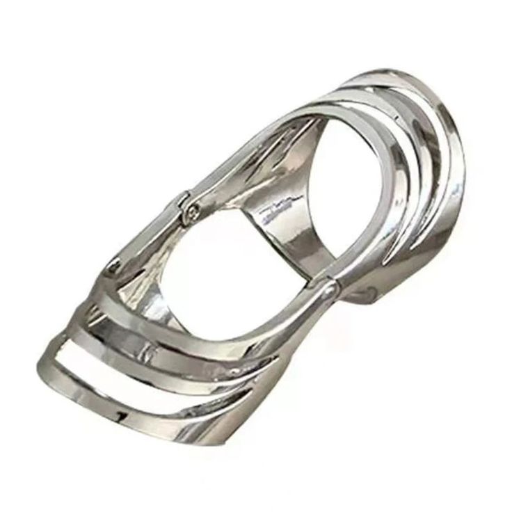 SPECIFICATIONS Origin: Mainland China CN: Guangdong Metals Type: None Material: Metal Gender: Women Item Type: Rings Style: TRENDY Occasion: Party update.24.02 Features: Unique design: This metal hollow ring is a simple and unique ring. The spacious and thick design will make you more attractive. High quality: Made of high-quality copper, it is not easy to fade and rust, smooth and comfortable, without sharps edges. Easy to wear and take off. Bendable: The middle part of the ring can be folded, Edges Easy, Hollow Ring, Costume Jewelry Rings, Chunky Ring, Chunky Jewelry, Big Rings, Knuckle Rings, Family Friend, Chunky Rings