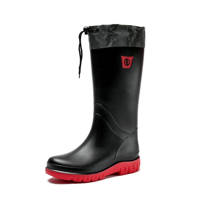 These rain boots are made of durable nylon and have adjustable gaiters to ensure a perfect fit. They are equipped with non-slip rubber soles and are waterproof. The knee-high design provides excellent ankle support and allows you to walk comfortably without slipping. These boots can be worn as work boots or casual wear. When choosing the WARM variant, we recommend selecting one size larger. High Rain Boots, Camo Top, High Design, Ankle Support, Higher Design, Hunter Boots, Work Boots, Rubber Rain Boots, Boots Men