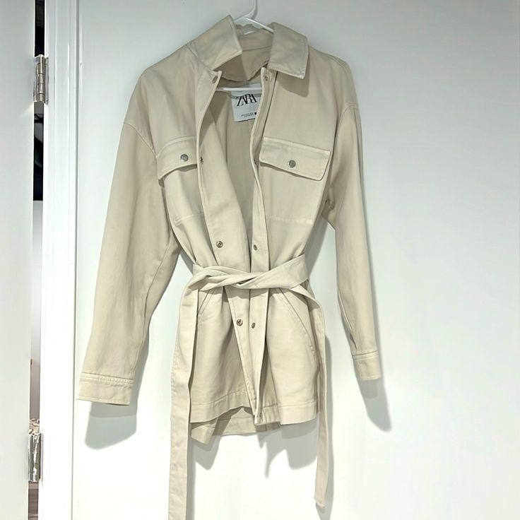 Never Used It, Very Good Quality. Beige Shacket With Lapel Collar For Spring, Beige Lapel Collar Shacket For Spring, Spring Utility Shacket With Lapel Collar, Casual Cream Outerwear With Lapel Collar, Trendy Beige Shacket For Spring, Spring Utility Jacket With Lapel Collar, Beige Button-up Shacket For Spring, Neutral Utility Jacket For Spring, Beige Long Sleeve Utility Jacket For Spring