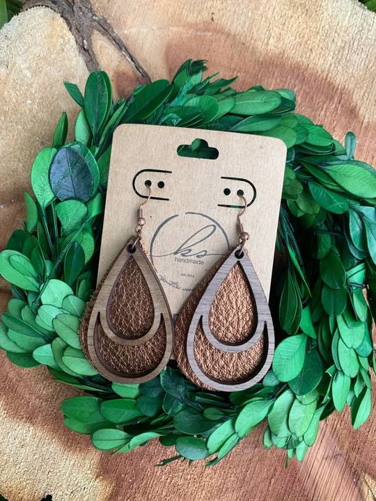 Laser Cut Wood Earrings-038 – KSHandmade Laser Cut Earrings Wood, Xtool Projects, Laser Earrings, Laser Jewelry, Laser Cut Wood Jewelry, Laser Engraved Earrings, Wood Jewelry Diy, Laser Crafts, Laser Cut Necklace