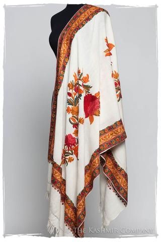 Trois Frontières Amberglow Ivorie Pauline Shawl International Fashion, Fashion Details, Textile Art, Fabric Care, Kimono Top, Shawl, Embroidery, My Style, Women's Top