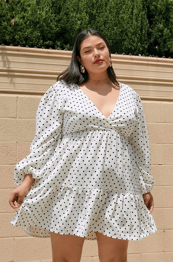 Plus Size Street Style, Plus Size Posing, Chubby Fashion, Plus Size Mini Dresses, Plus Size Beauty, Curvy Girl Fashion, Curvy Girl Outfits, Curvy Outfits, Dresses To Wear To A Wedding