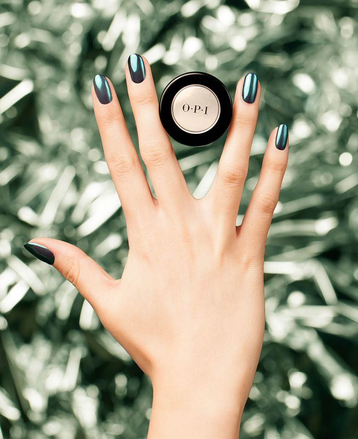 Create this look by using OPI Chrome's "Blue Plate Special" over "Black Onyx." Opi Chrome, Blue Plate Special, Holiday Themed Nails, Metallic Nail Art, Latest Nail Designs, Metallic Nail, Blue Plate, Makeup Stuff, Nail Design Ideas