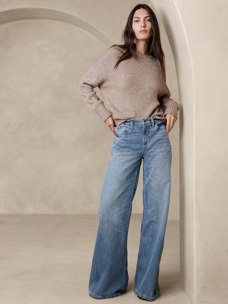 The Puddle Jean | Banana Republic Moda Over 40, Wide Leg Jeans Outfit, Moda Denim, Leg Pants Outfit, Stretch Denim Fabric, Banana Republic Jeans, How To Hem Pants, Cute Winter Outfits, Wide Leg Denim