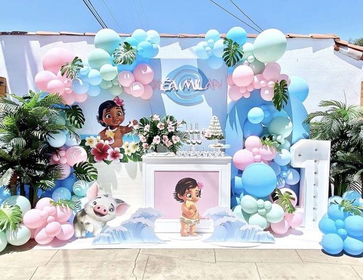 Moana Birthday Decorations, Moana Birthday Party Ideas, Moana Birthday Party Theme, Moana Theme Birthday, Carousel Birthday Parties, Festa Moana Baby, Moana Theme, Moana Themed Party