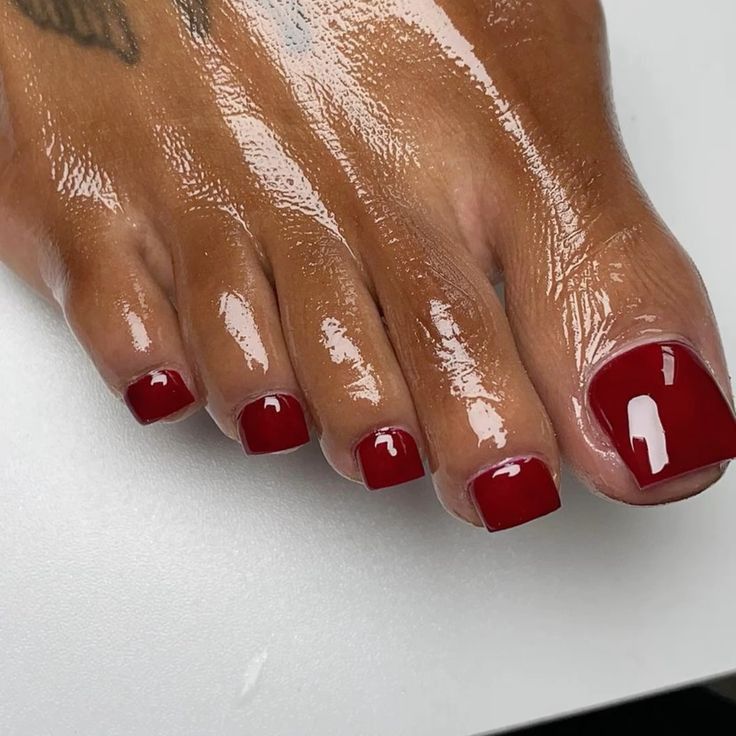 Purple Toe Nails, Red Pedicure, Fall Toe Nails, Red Toenails, Gel Toe Nails, Acrylic Toe Nails, Toe Nail Color, Acrylic Toes, Cute Toe Nails