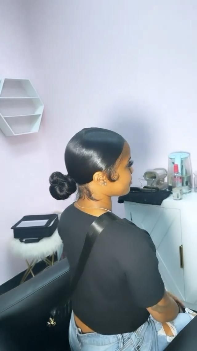 Swoop Bun Black Women, Knot Bun Black Women, Low Knot Bun Hairstyles For Black Women, Low Top Knot Bun, Middle Part Bun Black Women, Ponytail Hairstyles Weave, Hairstyles Weave Ponytail, Sleek Bun Black Women, Ponytail Hairstyles Sleek