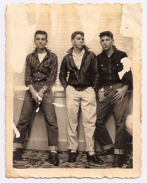 Vintage Guys, Greaser Style, 1950s Men, Teddy Boy, Young Mens Fashion, American Teen, Teddy Boys, Hipster Mens Fashion, Psychobilly