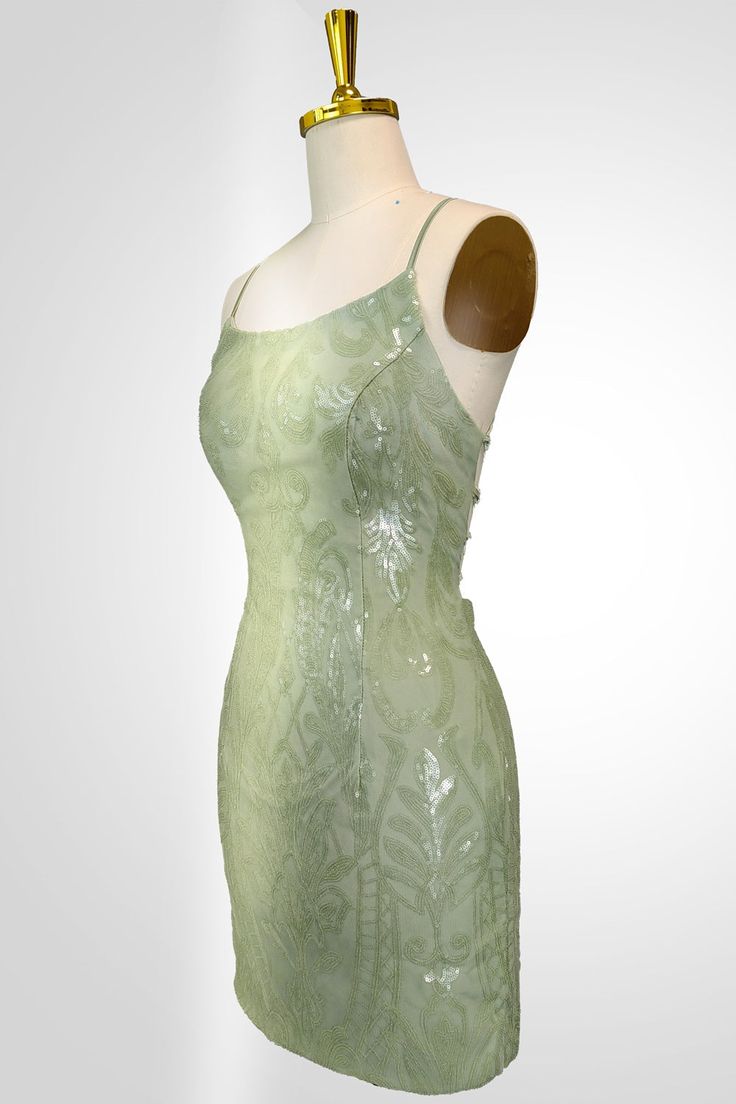 प्यारा हरा स्पेगेटी पट्टियाँ सीक्विन्ड होमकमिंग पार्टी ड्रेस Green Spaghetti Strap Evening Dress For Prom, Party Dress With Delicate Straps And Fitted Bodice, Summer Prom Slip Dress With Delicate Straps, Evening Dress With Beaded Spaghetti Straps, Fitted Backless Green Suspender Dress, Fitted Green Backless Suspender Dress, Prom Slip Dress With Spaghetti Straps, Evening Suspender Dress With Spaghetti Straps And Fitted Bodice, Green Spaghetti Strap Dress For Evening