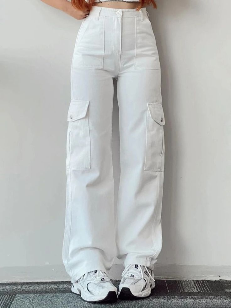 Act now and take advantage of our limited-time online special offer! Buy one pair and get the second pair at 50% off! Don't miss out on this exclusive deal - grab this sale before it ends! These viral trending women's cargo pants are a must-have addition to your wardrobe, offering style, comfort, and functionality Super Comfortable Material: Crafted from high-quality, breathable fabric, these cargo pants ensure all-day comfort, making them perfect for any occasion. Adjustable Waist: Our innovati Beige Sweatpants, Celana Kargo, Celana Fashion, Cargo Pants Streetwear, Chique Outfit, Batik Pattern, Weave Style, Pant Style, Women Pants Casual