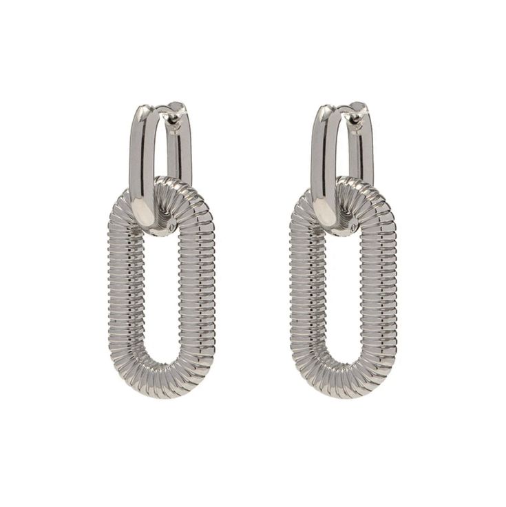 Add a touch of elegance with our Chain Pendant Earring Geometric 18K Stainless Steel Gold Plated Double Hoop Earrings. Crafted with precision and style, these earrings are the perfect accessory to complement any outfit. Elevate your look with these stunning pieces that seamlessly blend sophistication and contemporary design. Timeless Metal Earrings For Pierced Ears, Chic Silver Linear Drop Earrings, Tarnish Resistant Silver Chain Link Earrings, Modern Oval Link Earrings For Formal Occasions, Modern Oval Link Earrings For Formal Events, Chic Metal Chain Earrings, Elegant Sterling Silver Chain Earrings, Elegant Silver Earrings With Chain Detail, Elegant Chain Earrings For Formal Occasions