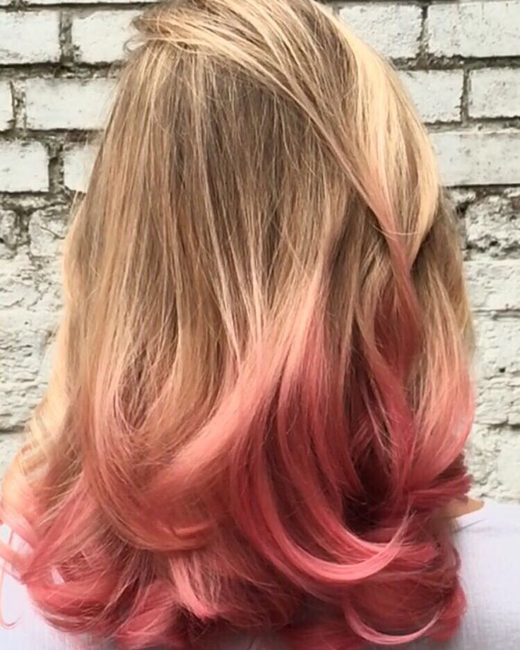 Summer is here and if you have light blonde hair why not play with colours? There is so many variations of colours and different techniques you go for! Do you want a longer lasting result or a simple non committed wash out colour? On our client Thea applied a balayage technique but to personalise her clients hair she opted for pink tips! She applied Schwarzkopf pink colorworx through the tips and to optimise the hairs bounce and shine, used Olaplex throughout! The klinik salon the klinik Blonde To Peach Ombre Hair, Blond Hair With Dyed Tips, Blonde Hair With Dyed Ends, Blonde Highlights With Pink Tips, Pink Dip Dyed Hair, Blonde Hair With Tips Dyed, Blond Hair Pink Tips, Pink Hair Balayage Blonde, Red Dip Dye Hair Blonde