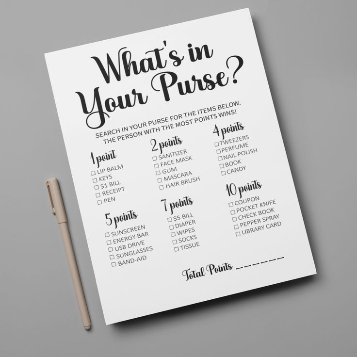 a printable what's in your purse checklist with a pen on it