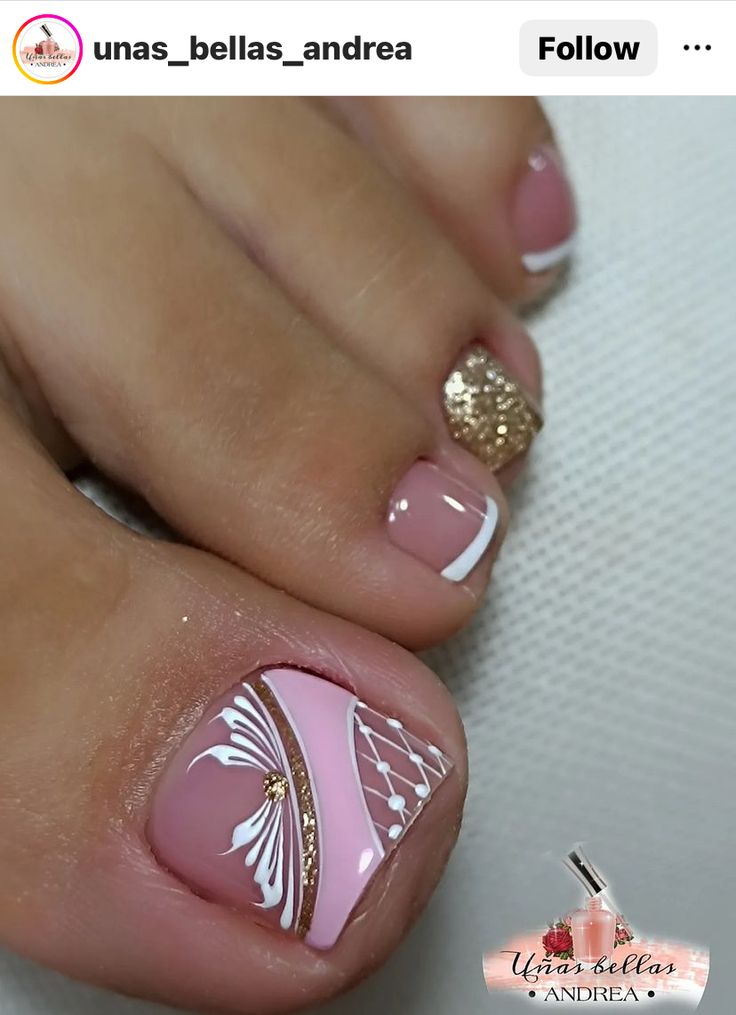 Beautiful Leg Nails, Feet Nails Designs, Nail Designs Toenails, Easy Toe Nail Designs, Simple Toe Nails, Feet Nail Design, Pedicure Designs Toenails, Pedicure Nail Designs, Gel Toe Nails