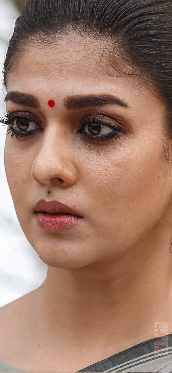 Nayanthara Hairstyle Makeup, Nayanthara Face, Smile Hd, Sakshi Tanwar, Ms Sethi, Nayanthara Hairstyle, Allu Arjun Hairstyle, Actress Without Makeup, Beauty Face Women