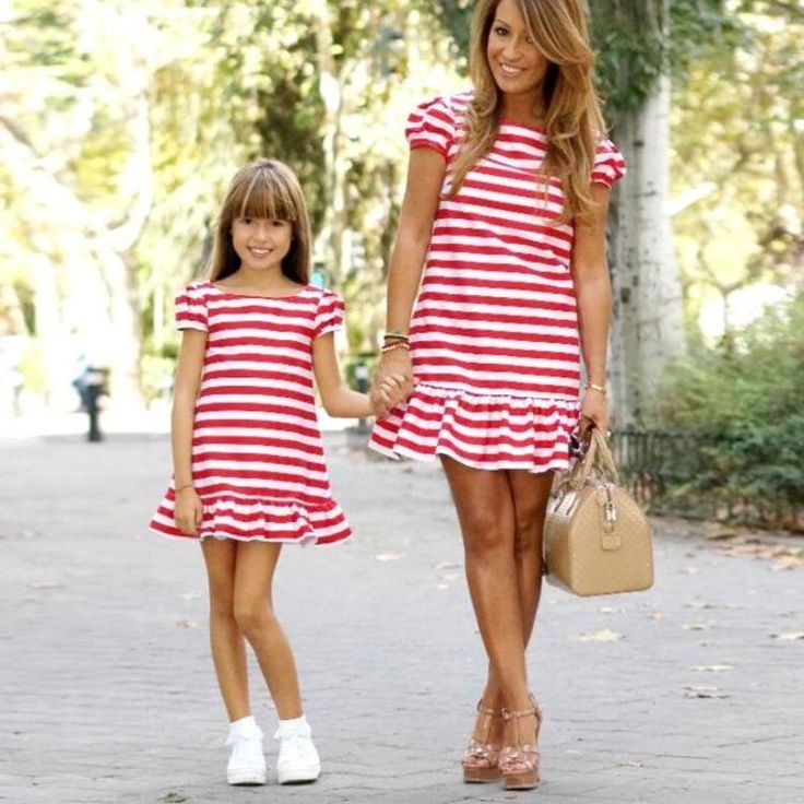 Matching sets for mama and daughter. Super cute sptriped dress. Perfect for summers and vacay! Matching Kids Outfits, Mother Daughter Dresses Matching, Red Striped Dress, Mother Daughter Outfits, Mother Daughter Dress, Mommy And Me Dresses, Stripped Dress, Mommy And Me Outfits, Girls Stripes