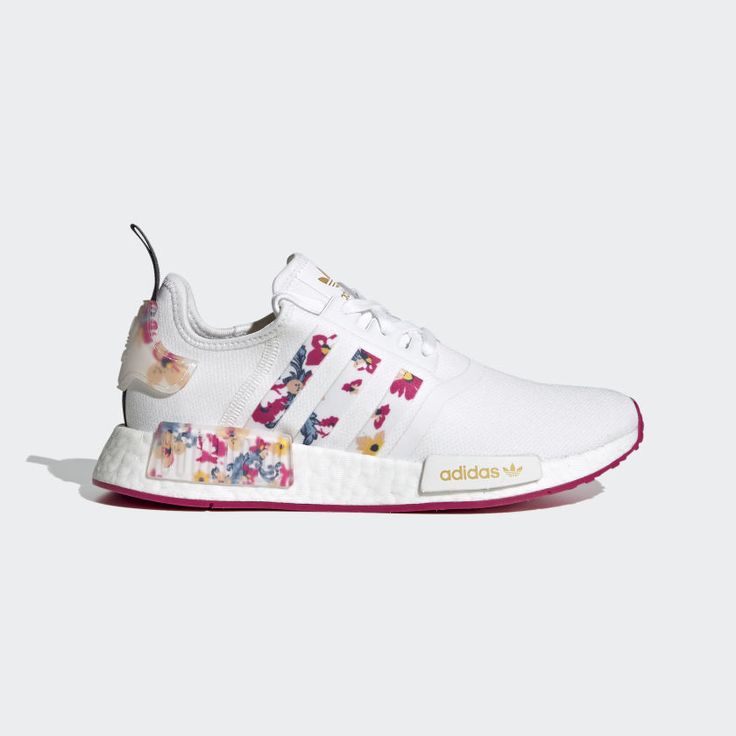 If we're talking patterns, we're talking HER Studio London. Because no one knows patterns better than the female-led print studio. They prove it on these adidas NMD_R1 Shoes. Against the crisp white upper, colorful florals pop from the signature 3-Stripes. The iconic NMD midsole plugs show them off too. A Boost midsole keeps you comfortable all day, and a bold outsole flashes even more color when you're on the move. Adidas Climacool Shoes, Womens Nmd R1, Nmd Sneakers, Black Tennis Shoes, Adidas Shoes Originals, Adidas Floral, Colorful Florals, Female Led, Mens Trail Running Shoes