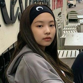 Blackpink Icons, Jennie Kim Blackpink, Looks Chic, Blackpink Photos, Blackpink Fashion, Photo Instagram, Blackpink Jennie, Girl Icons, Tiffany & Co.