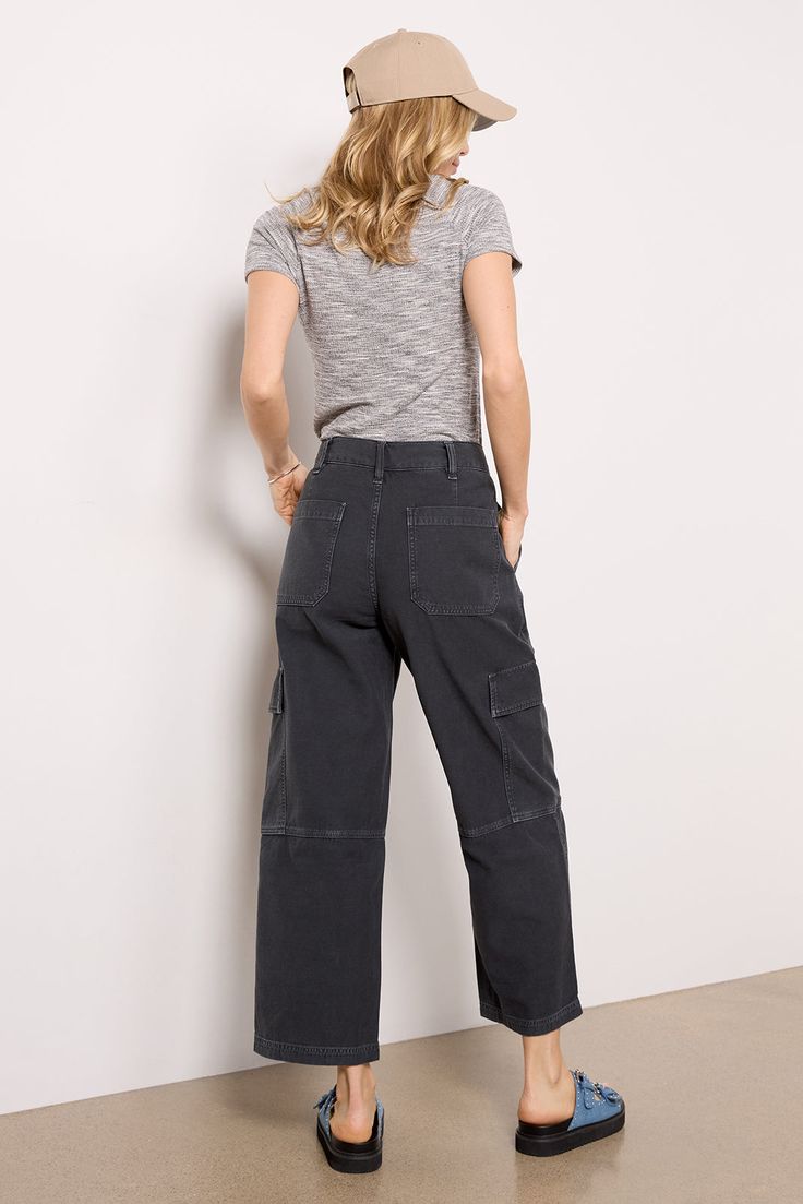 Add the Jericho Pant by AGOLDE to your utility collection. Crafted in a comfortable cotton canvas material, these pants feature a high-rise fit, four-pocket styling, pleats at the front, and cargo pockets on the outseams. Style these with your favorite graphic tee, sneakers, and baseball cap for an effortlessly chic look. | AGOLDE Women's Jericho Pants, Size 25, Black Black Ankle-length Utility Pants, Agolde Cooper Cargo, Agolde Cargo Jeans, Cotton Capri-length Cargo Pants, Spring Five-pocket Rigid Denim Pants, Inside Out Style, Fall Closet, Brand Style Guide, Fashion 101