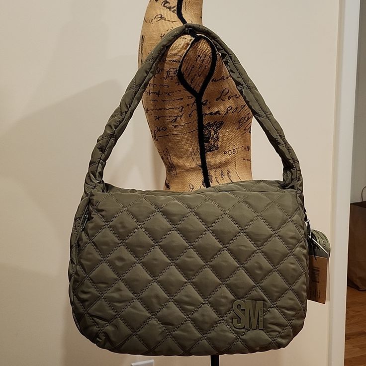 Can Serve As A Travel Bag Or Diaper Bag Olive Green Length Is 17 Inches Height Is 11.5 Inches Width Is 9 Inches Comes With Wallet Multiple Compartments Super Spacious! Steve Madden Backpack, Mini Backpack Purse, White Backpack, Steve Madden Purse, Steve Madden Bags, Black Purses, Wallet Chain, Backpack Purse, Black Handbags