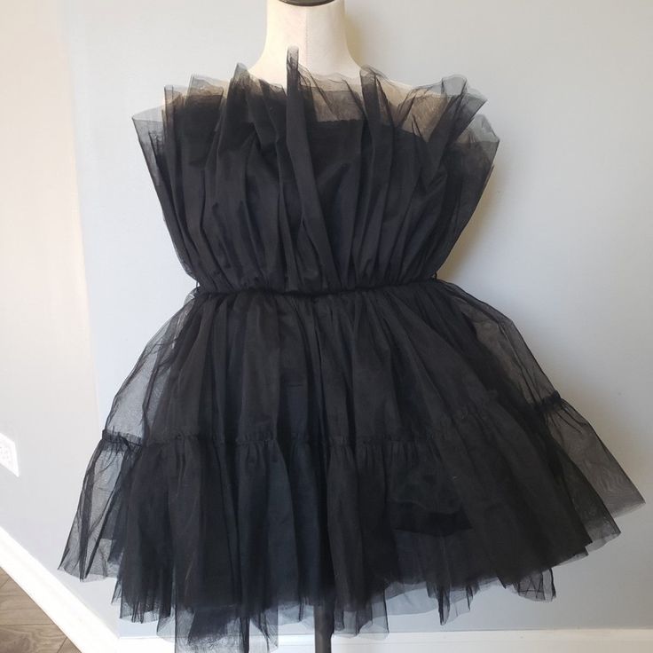 Black Tulle Boutique Dress Size Large New With Tags Black Tulle Dress For Spring, Sleeveless Black Tutu Dress For Party, Black Tulle Tutu Dress For Summer, Black Tutu Dress For Summer Party, Black Tulle Dress With Ruffles, Black Summer Tutu Dress For Party, Black Summer Party Tutu Dress, Summer Party Black Tutu Dress, Black Tulle Mini Dress For Cocktail