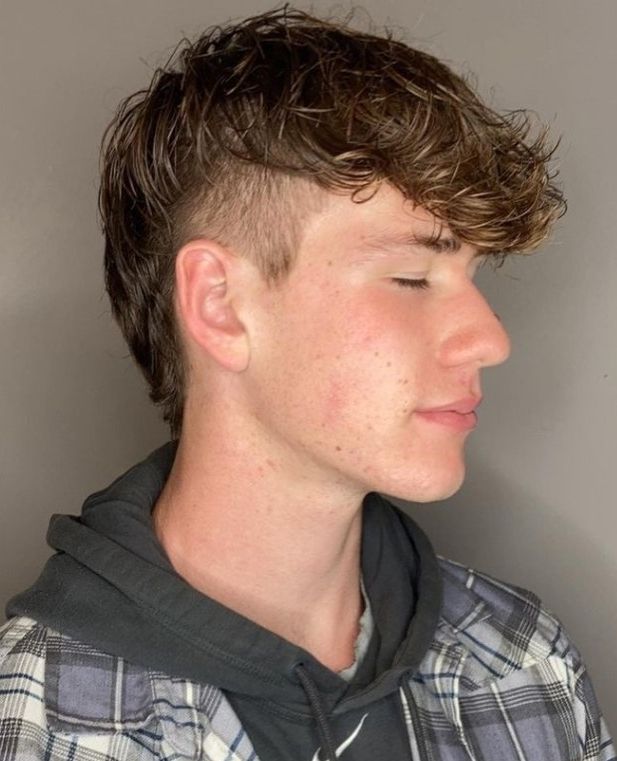 Spikey Mullet Hair Men, Modified Mullet For Men, 2023 Mullet Hair Men, Subtle Mohawk Men, Faded Mullet Boys, Teen Mullet Haircut, Short Mullet For Men, Fauxhawk Mullet, Teen Boy Mullet