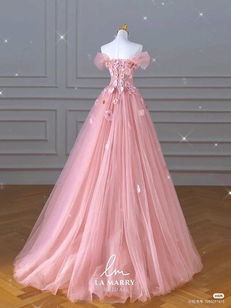 Pink Sweet Sixteen Dresses, Debut Gowns 18th Elegant, Pink Ball Dresses, Pastel Pink Prom Dress, Debut Gowns, Sweet Sixteen Dresses, Quinceanera Dresses Pink, Asian Bridal Dresses, Vestidos Color Rosa