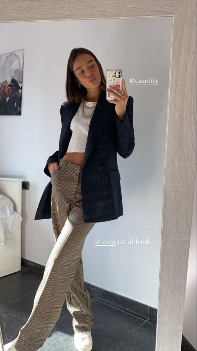 Classic Office Outfits, Job Interview Outfit For Women Casual, Buissnes Outfits Woman, Business Casual Chic, Internship Outfit, Conference Outfit, Young Professional Outfits, Cute Office Outfits, Outfits Professional