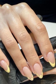 Hoco Nails, Nails Easter, March Nails, Yellow Nails Design, April Nails, Pastel Nails Designs, Easter Nail, May Nails, Spring Acrylic Nails