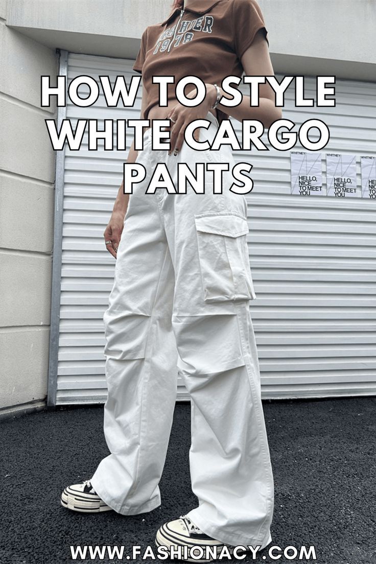 How to Style White Cargo Pants White Cargo Pants, Oversized Streetwear, Cargo Pants Women, Pants Women, Images Gif, Fashion Flats, Pants Outfit, Wide Leg Trousers, Fashion Pants