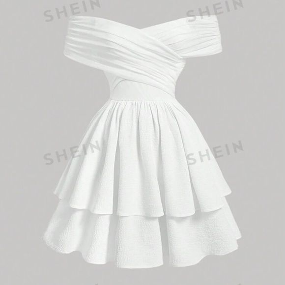 Shop gla8940's closet or find the perfect look from millions of stylists. Fast shipping and buyer protection. BRAND NEW / never been worn / Off Shoulder A-Line Pleated Waistband Short White Dress Cold Off The Shoulder / size 8/10 (L) - Length: 35.6in Bust: 32.7in Waist Size: 29.1-41.7in Hip Size: 81.9in Straps Length: 11.4in Slight Stretch - 97% Polyester 3% Elastane Homecoming Dresses White Short, White Ethereal Dress Short, Simple Dress Inspiration, Short Off Shoulder Dress, Off The Shoulder Dress Short, Homecoming Dresses Off The Shoulder, Cute Graduation Dresses, White Cute Dress, Birthdays Dress