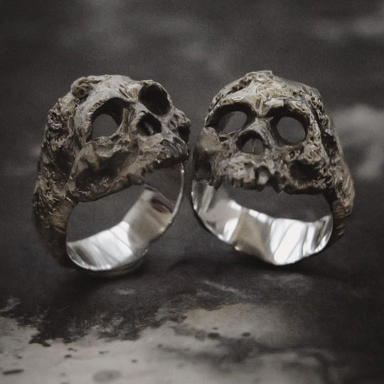 Mens Halloween, Fancy Accessories, Gothic Men, Skull Rings, Biker Rings, Gothic Steampunk, Skull Jewelry, Men Jewelry, Skull Ring