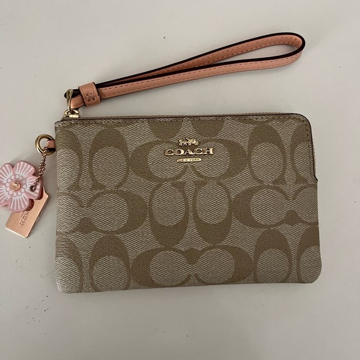 Like New , Never Used , No Tags , No Box P $128 Pic 9 Name Color Coach Wallets, Xoxo Jewelry, Bday Wishlist, Xmas Wishlist, Pink Wallet, Editing Tricks, Handbag Essentials, Inspo Pics, Id Wallet