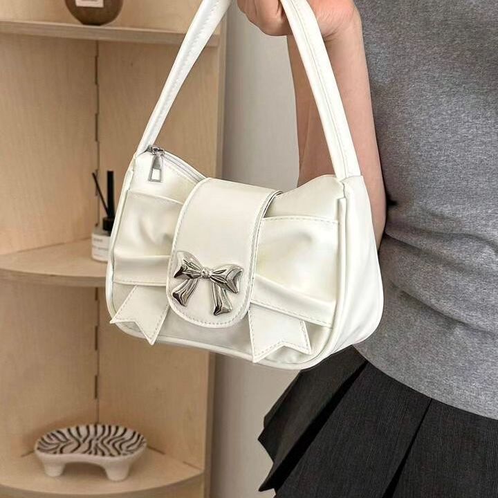 𐙚˙⋆ Bowknot shoulder bag .˚ ᡣ𐭩 Dm to order Shein Thailand Imported Takes 4-7 weeks to deliver once preorders submitted No cod, only prepaid . . . . #bow #bowseason #bag #korean #japanese #ghibli Shoulder Bags Aesthetic, Bags Korean, Bow Season, Korean Japanese, Girly Bags, Bags Aesthetic, Thailand, Cute Outfits, Pouch