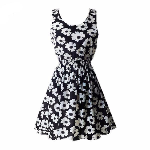 sexy summer chiffon sleeveless floral tank sundress Short Sundress, Short Beach Dresses, Chiffon Summer Dress, Floral Pattern Dress, Floral Dresses Short, Floral Cami, Summer Fashion Dresses, Flower Print Dress, Black Floral Print