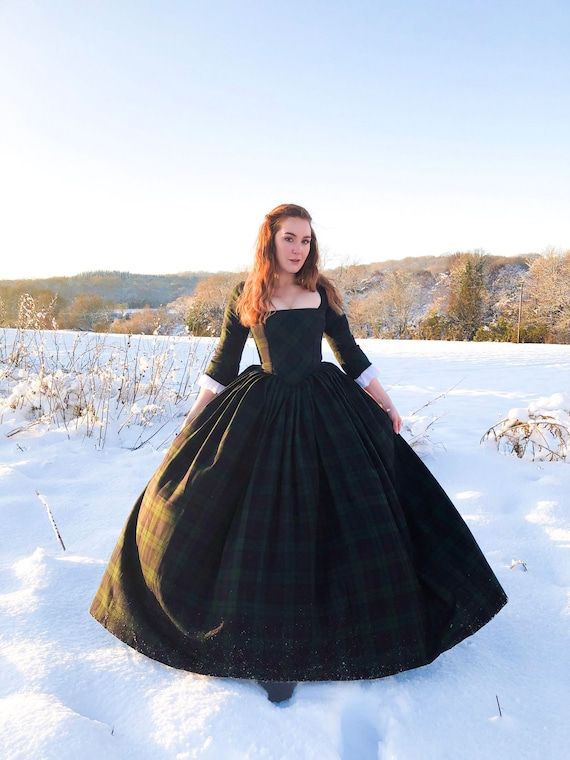 Plaid Clothes, Outlander Wedding, Scottish Dress, Antoinette Dress, Outlander Claire, 18th Century Dress, Century Dress, Claire Fraser, 18th Century Fashion