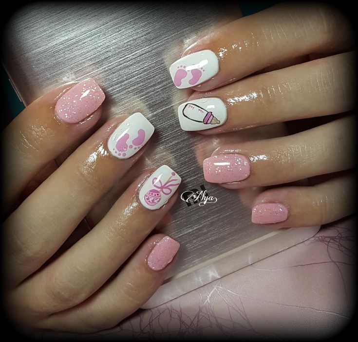 Nail Art Baby Shower Ideas, Uñas Baby Shower, Baby Girl Shower Nails, New Baby Nails Designs, Nails For Baby Shower Girl, Baby Shower Nail Art Designs, Baby Girl Nail Designs, Pink Nails Baby Shower Ideas, Baby Girl Nails Ideas