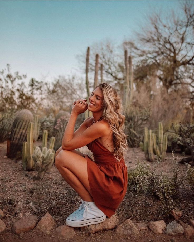 Arizona Outfit Ideas, Outfits To Wear With Converse, Spring Activewear, Tall Girl Outfits, White Converse Outfits, Outfit Ideas For Spring, Chuck Taylor Shoes, Everything I Am, Concert Outfit Summer