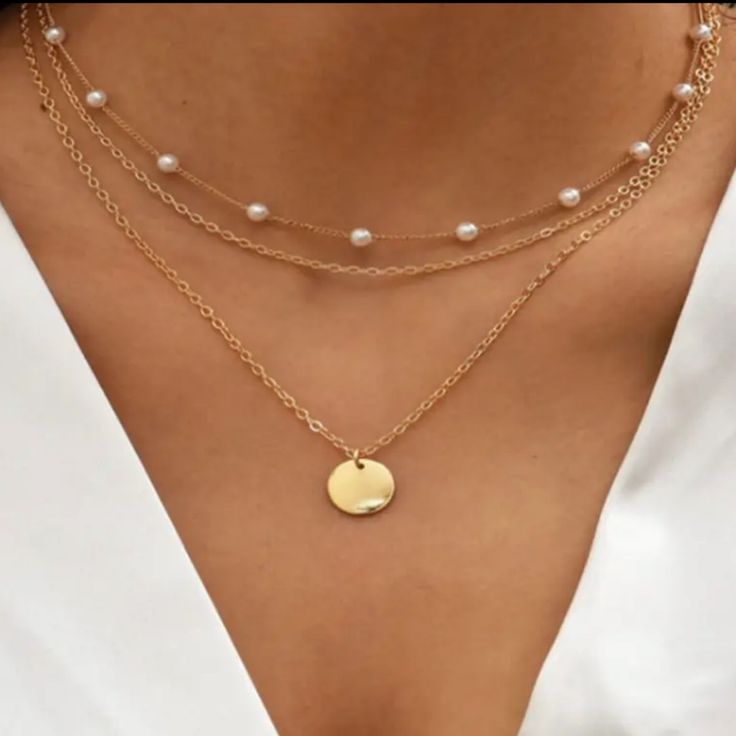 Brand New #N167 Trending Necklaces, Coin Pendant Necklace, Pearl Choker Necklace, Chain Fashion, Trendy Necklaces, Chain Choker Necklace, Women's Jewelry And Accessories, Layered Jewelry, Pearl Pendant Necklace