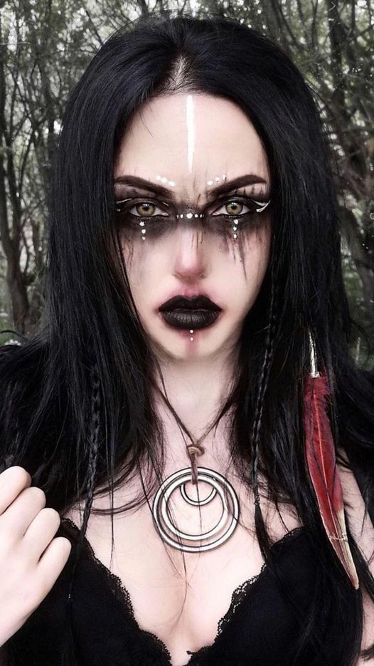 Mythical Party, Nordic Sisterhood, Pagan Makeup, Makeup With Glasses, Viking Makeup, Witchy Makeup, Halloween Makeup Witch, Halloween Makeup Diy, Makeup Inspired