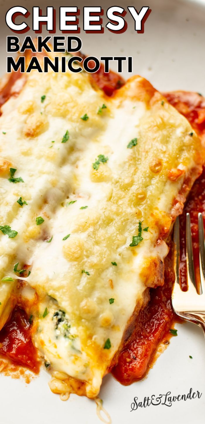 a serving of manicotti with a fork and text overlay that reads cheesy baked manicotti 3 Cheese Manicotti, Creamy Manicotti Recipe, Manicotti Sauce Recipe, Baked Stuffed Manicotti, Manicotti Recipe Cheese, Manicotti Recipe With Cottage Cheese, Lazy Manicotti, Simple Manicotti Recipe, Manicotti Recipe With Cream Cheese