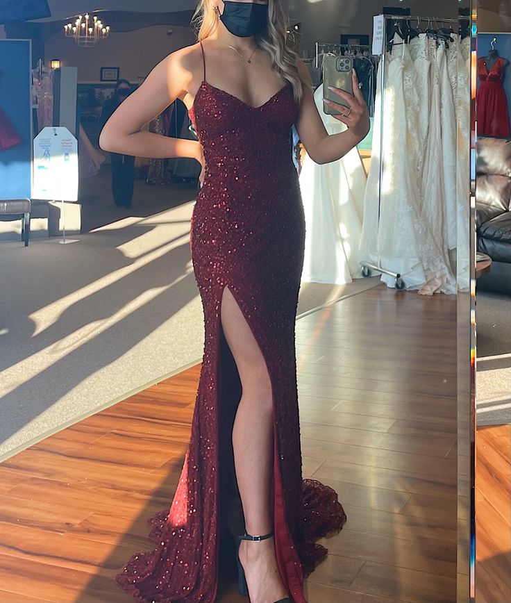 Grad Dress Burgundy Sparkly Prom Dress, Long Red Sparkly Dress, Red Sparkly Prom Dresses Glitter, Dark Maroon Prom Dress, Dark Red Sparkly Prom Dress, Scarlet Prom Dress, Maroon Grad Dress, Marron Prom Dress, Burgundy Grad Dress