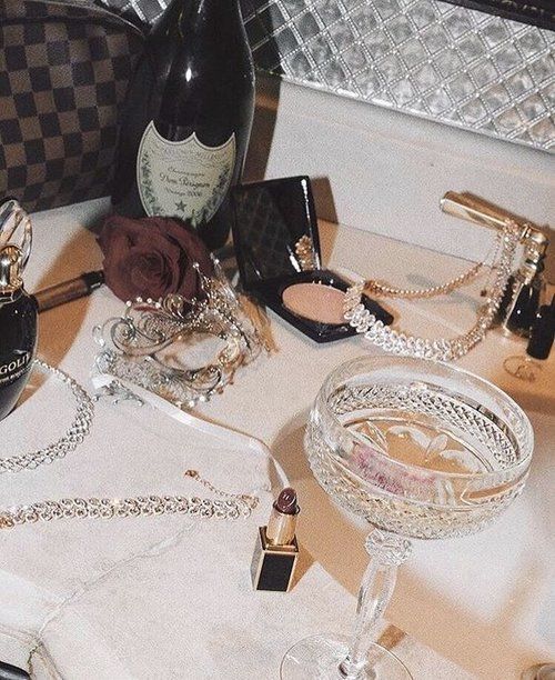 Marissa Core, Evelyn Core, Night Luxe, Jenny Cipoletti, Luxe Aesthetic, Seven Husbands Of Evelyn Hugo, Glam Aesthetic, Boujee Aesthetic, Rich Aesthetic