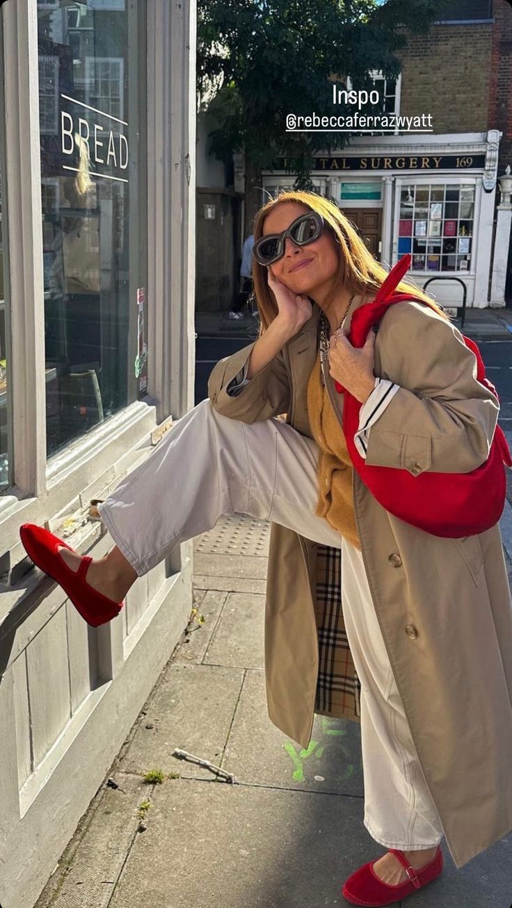 Looks Street Style, Mode Inspo, Red Outfit, 가을 패션, Autumn Outfit, Mode Inspiration, Looks Style, Red Shoes, Spring 2024