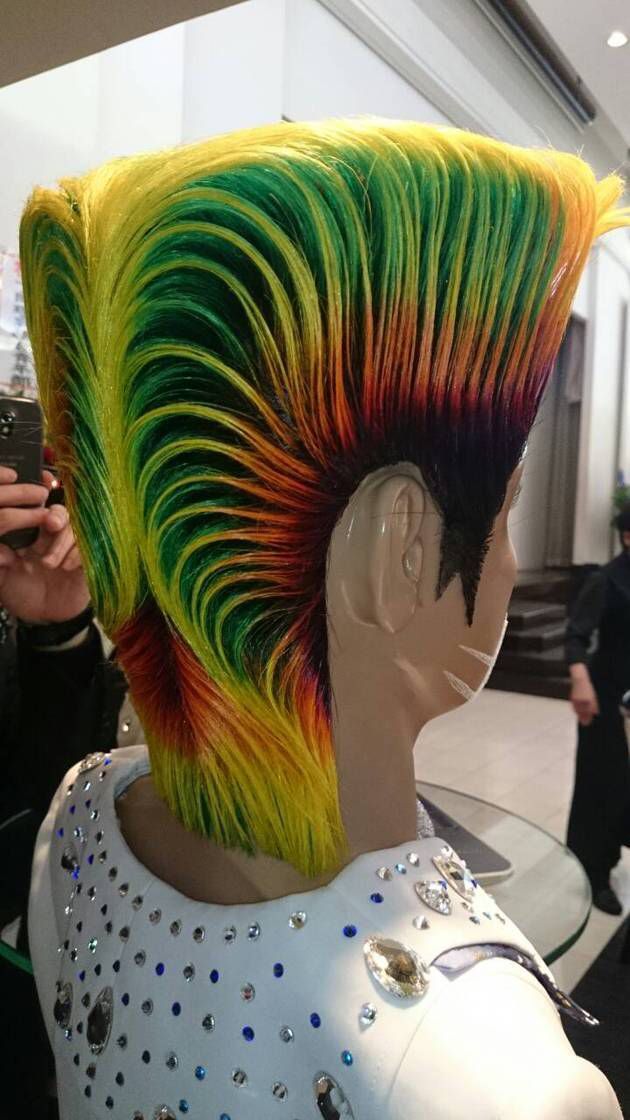 Hair Competition, Hair Designs For Boys, Weird Hair, Futuristic Hair, Jojo Fashion, Competition Hair, Help Hair Grow, Dramatic Hair, Cute Hair Colors