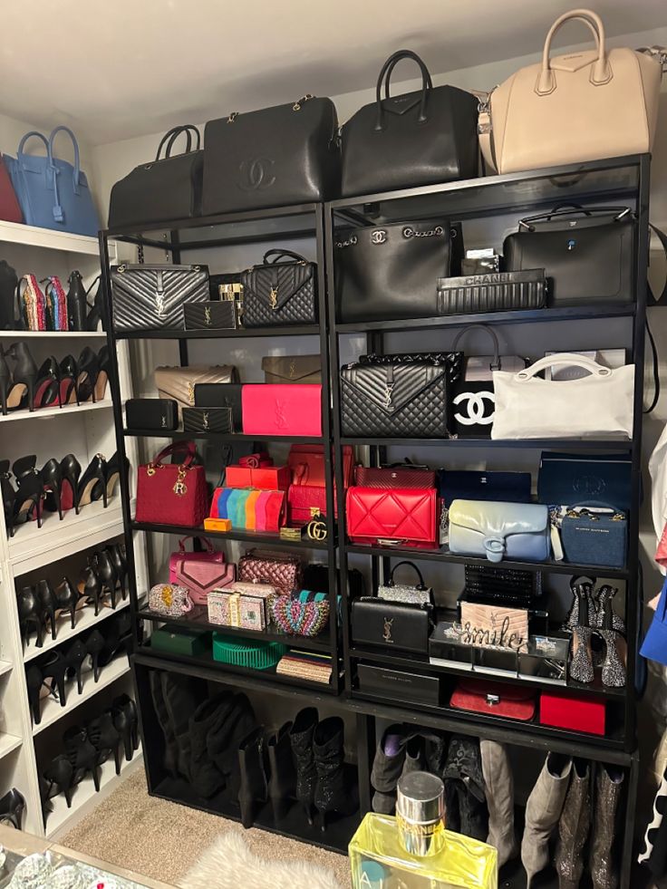 Luxury Items Dream Closets, Girly Bags, Luxury Closet, Closet, Handbags